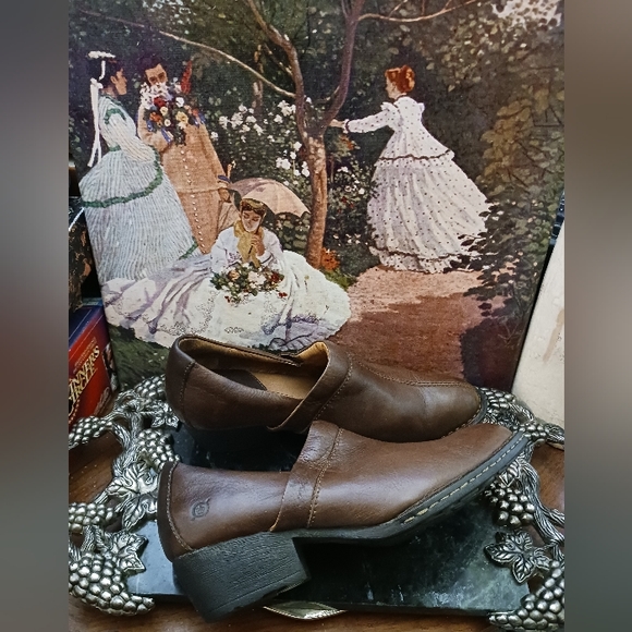 👢Born Handcrafted Shoes size 9 Women Leather Slip On Shoes. NICE GIFT 🎁 - Picture 8 of 13
